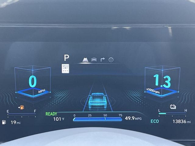 Used 2025 Blue Hyundai SEL Sport image 28