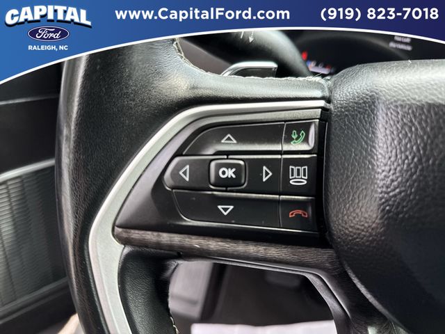 Used 2022 White Jeep Limited image 23