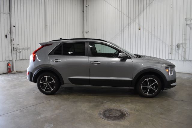 Used 2023 Kia Niro EX with VIN KNDCR3LE0P5078450 for sale in Kansas City