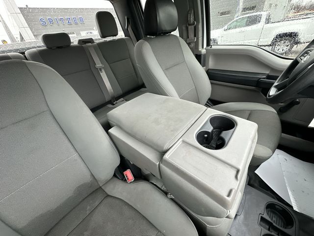 Used 2019 White Ford XL image 23