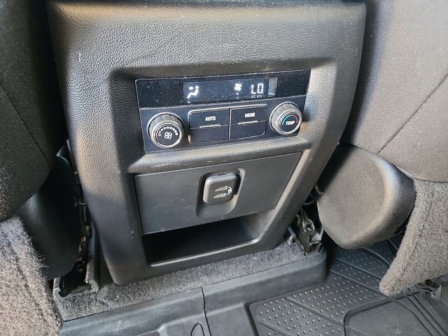 Used Car 2020 Chevrolet Traverse  Lt For Sale Under $20,000 In Plainview, Texas