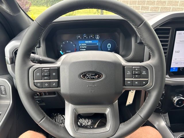 New 2026 Gray Ford XLT image 21