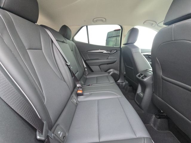 2023 Buick Envision Essence:C02556