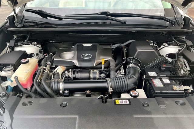 2021 Lexus NX 300 - Photo 10