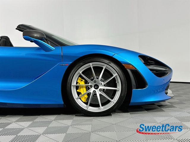 2022 McLaren 720S