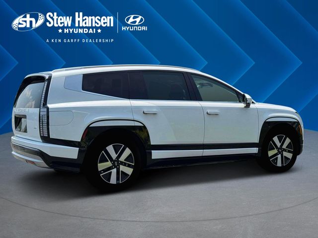 New 2026 White Hyundai SEL image 8