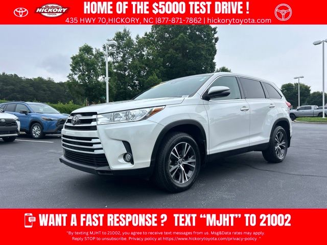 White (Blizzard Pearl) 2019 Toyota Highlander LE Plus AWD SUV / Crossover All-Wheel Drive 8-Speed Automatic