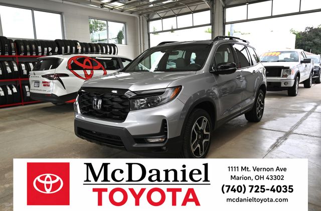 Silver Metallic 2022 Honda Passport SUV / Crossover All-Wheel Drive 9-Speed Automatic