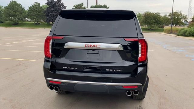 2023 GMC Yukon XL Denali 7