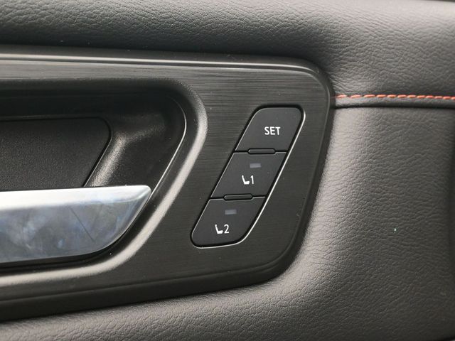 2025 Nissan Armada PRO-4X - Photo 11