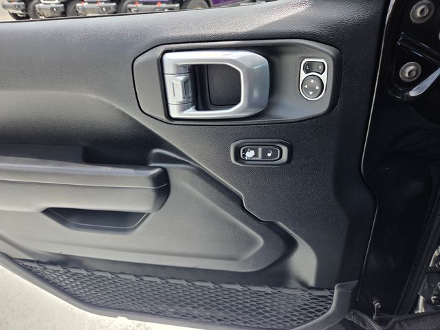 Used 2021 Jeep Wrangler SUV