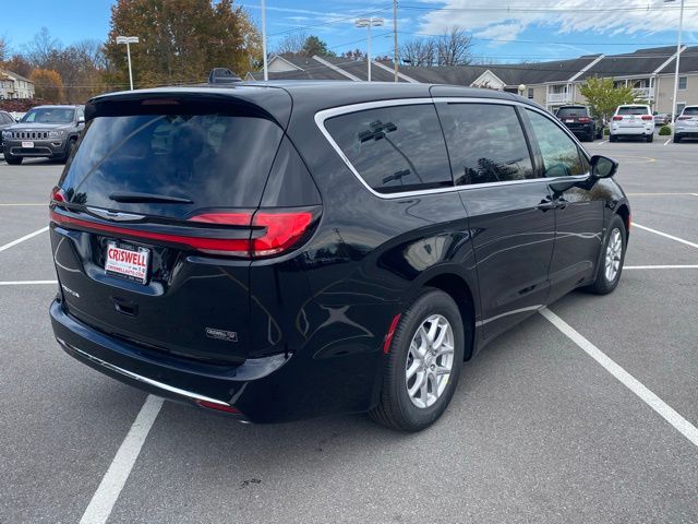 new 2026 Chrysler Pacifica car, priced at $39,873