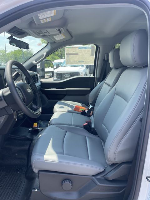 2025 Ford F-350 Super Duty XL