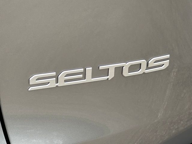 2024 Kia Seltos SX 28