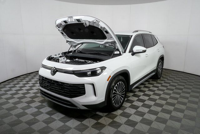 new 2026 Volkswagen Tiguan car, priced at $33,176