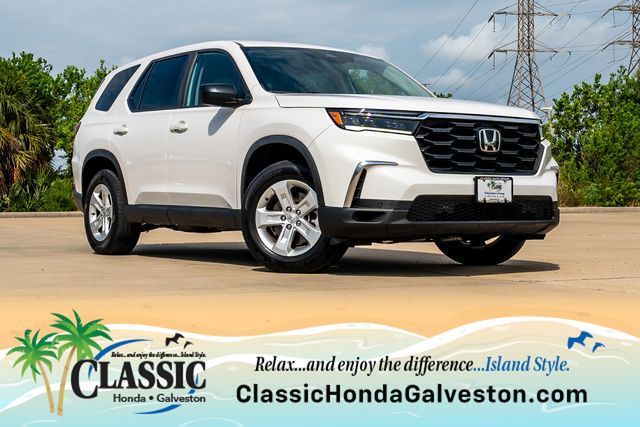 2023 Honda Pilot LX White at Bayway Cadillac of The Woodlands
