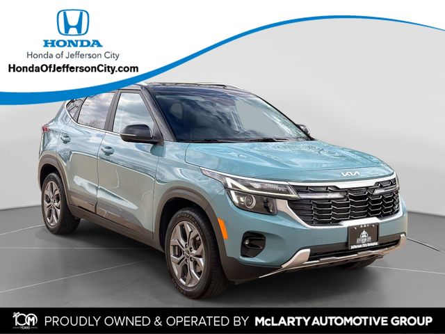 Pluton Blue/Black Roof 2024 Kia Seltos S FWD SUV / Crossover Front-Wheel Drive Continuously Variable Transmission