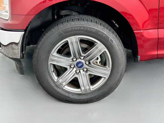 Used 2019 Red Ford XLT image 10