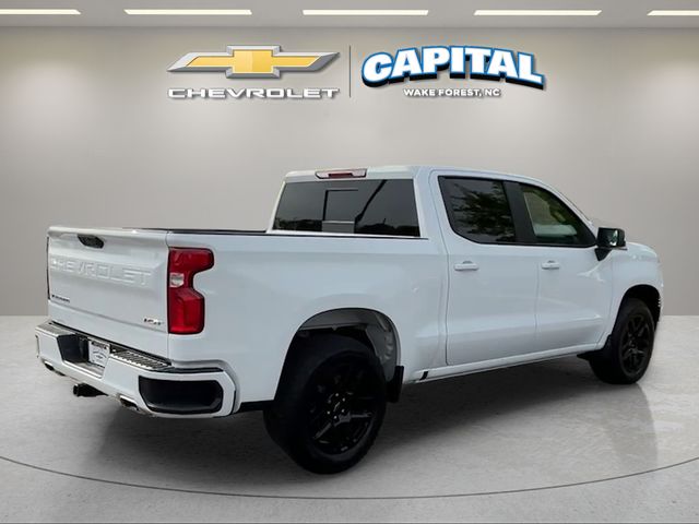 Used 2025 White Chevrolet RST image 5