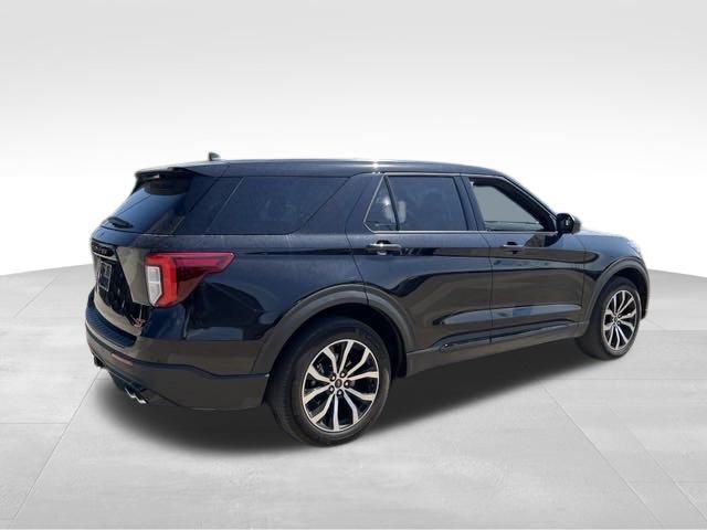 2022 Ford Explorer ST 4