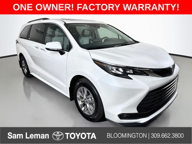 Pearl 2025 Toyota Sienna Minivan Front-Wheel Drive Continuously Variable Transmission