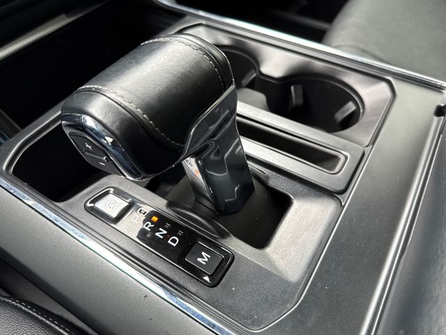 Used 2022 Red Ford Lariat image 26