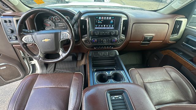 2017 Chevrolet Silverado 2500HD High Country 30