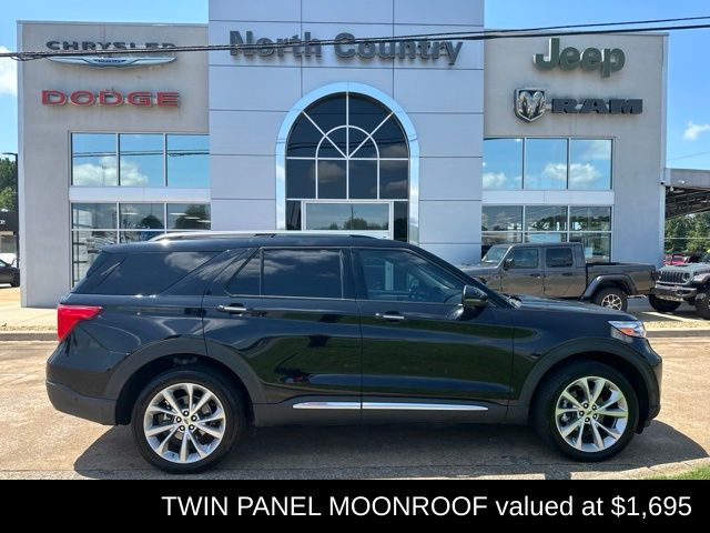  2022 Ford Explorer Platinum AWD   