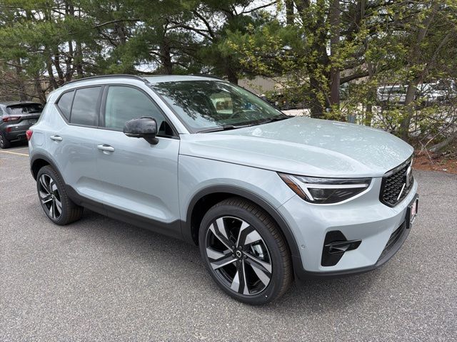 2026 Volvo XC40