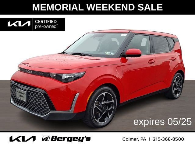 Inferno Red 2023 Kia Soul EX FWD SUV / Crossover Front-Wheel Drive Continuously Variable Transmission