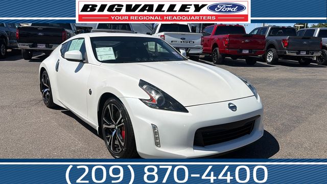 Pearl White 2018 Nissan 370Z Sport Tech Coupe Rear-Wheel Drive 7-Speed Automatic