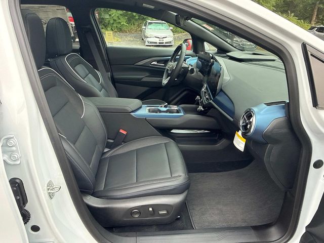 2025 Chevrolet Equinox EV - Image 24