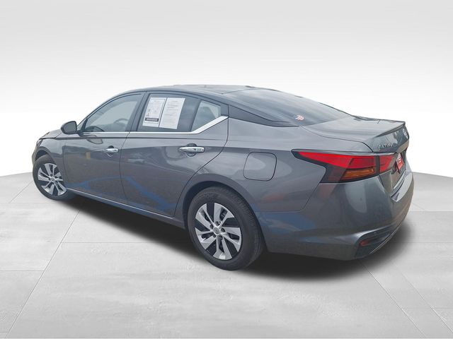 Certified Used 2025 Gray Nissan 2.5 S image 7