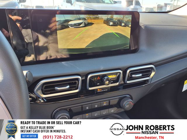 View vehicle photo 7