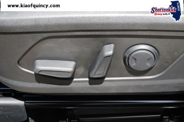 New 2026 Kia Sorento Hybrid SUV