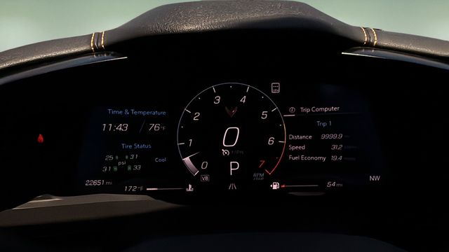 Used 2021 Red Chevrolet Stingray image 13