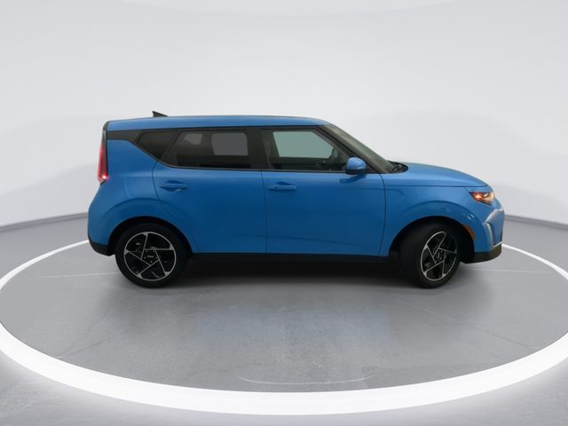 Used 2023 Blue Kia EX image 7