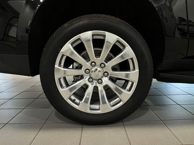 2024 Chevrolet Suburban Premier Black at Bob King Buick GMC