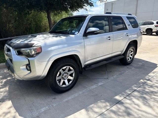 Classic Silver Metallic 2016 Toyota 4Runner SUV / Crossover Four-Wheel Drive 5-Speed Automatic Overdrive