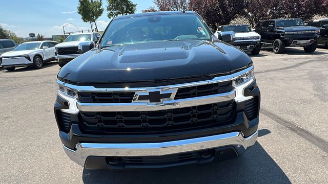 2024 Chevrolet Silverado 1500 LT 8