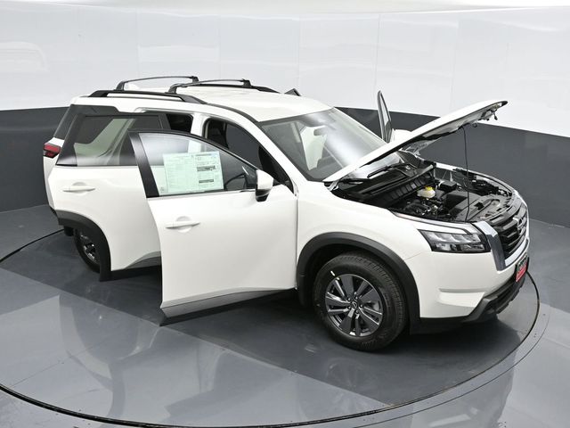 2024 Nissan Pathfinder SV 46