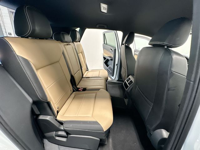 2023 Volkswagen Atlas Cross Sport 3.6L V6 SE w/Technology White at Sutliff Volkswagen
