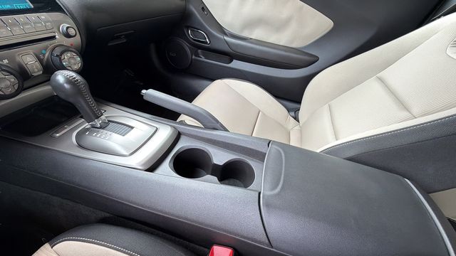 Used 2010 Red Chevrolet SS image 29