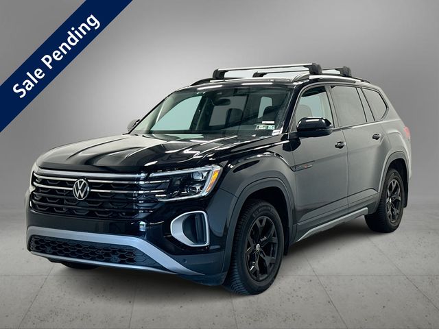2024 Volkswagen Atlas 2.0T Peak Edition SE w/Technology Black at Subaru and VW of Moon Township