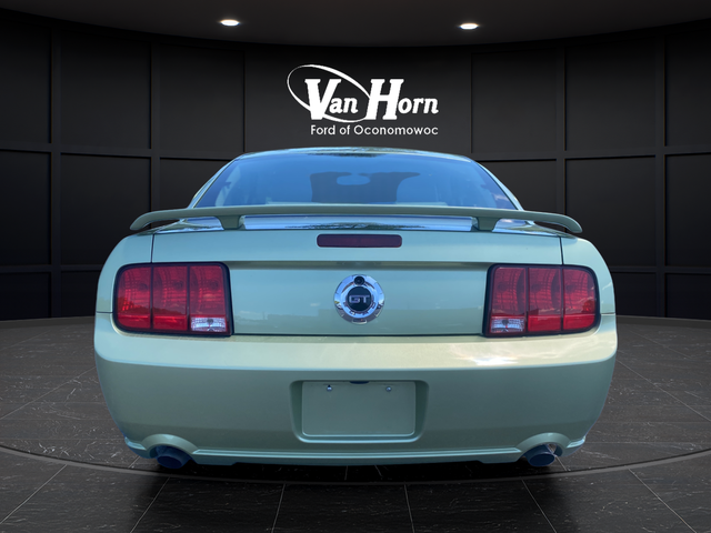 Used 2006 Legend Lime Clearcoat Metallic Ford GT Deluxe image 6
