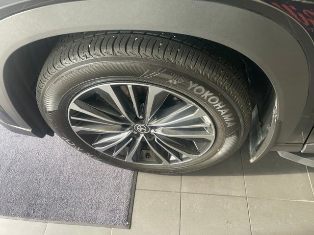 2026 Toyota Grand Highlander Hybrid MAX Platinum Black at Gullo Toyota