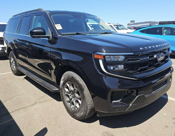 Agate Black Metallic 2025 Ford Expedition SUV / Crossover Four-Wheel Drive Automatic