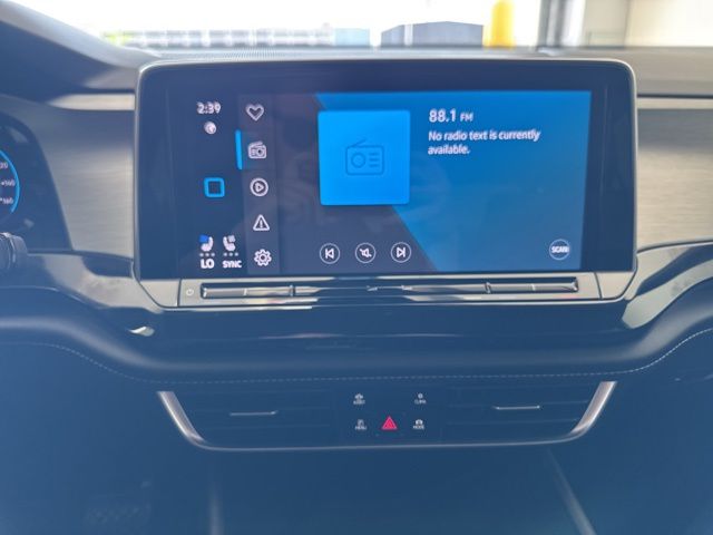 2025 Volkswagen Atlas Cross Sport 2.0T SE w/Technology  at Legacy Ford