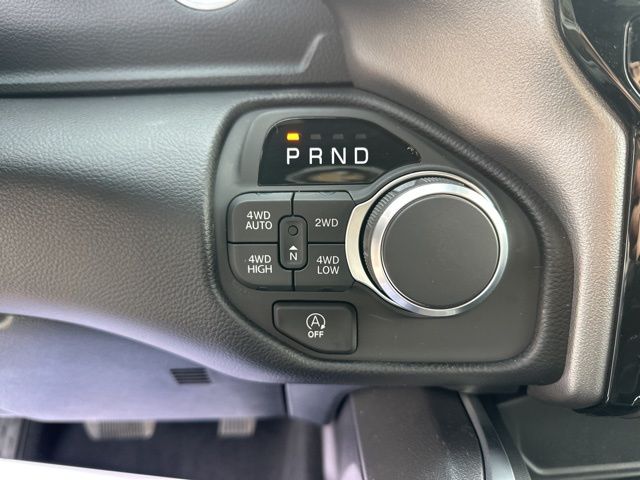 2026 Ram 1500 Big Horn/Lone Star - Diamond Black Crystal Pearlcoat exterior view 17