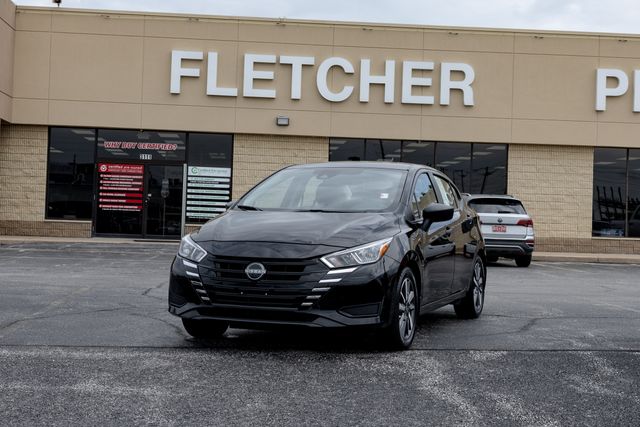 Super Black Metallic 2024 Nissan Versa Sedan Front-Wheel Drive Automatic